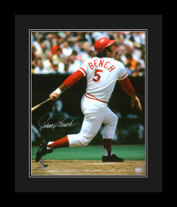 reds-johnnybench-batting-signed-20x24-FRAMED